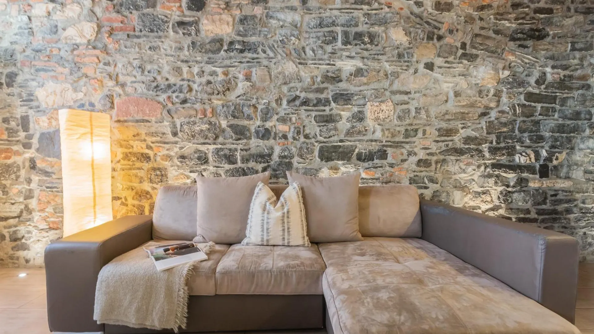 Domus In Como By Rent All Como Apartment