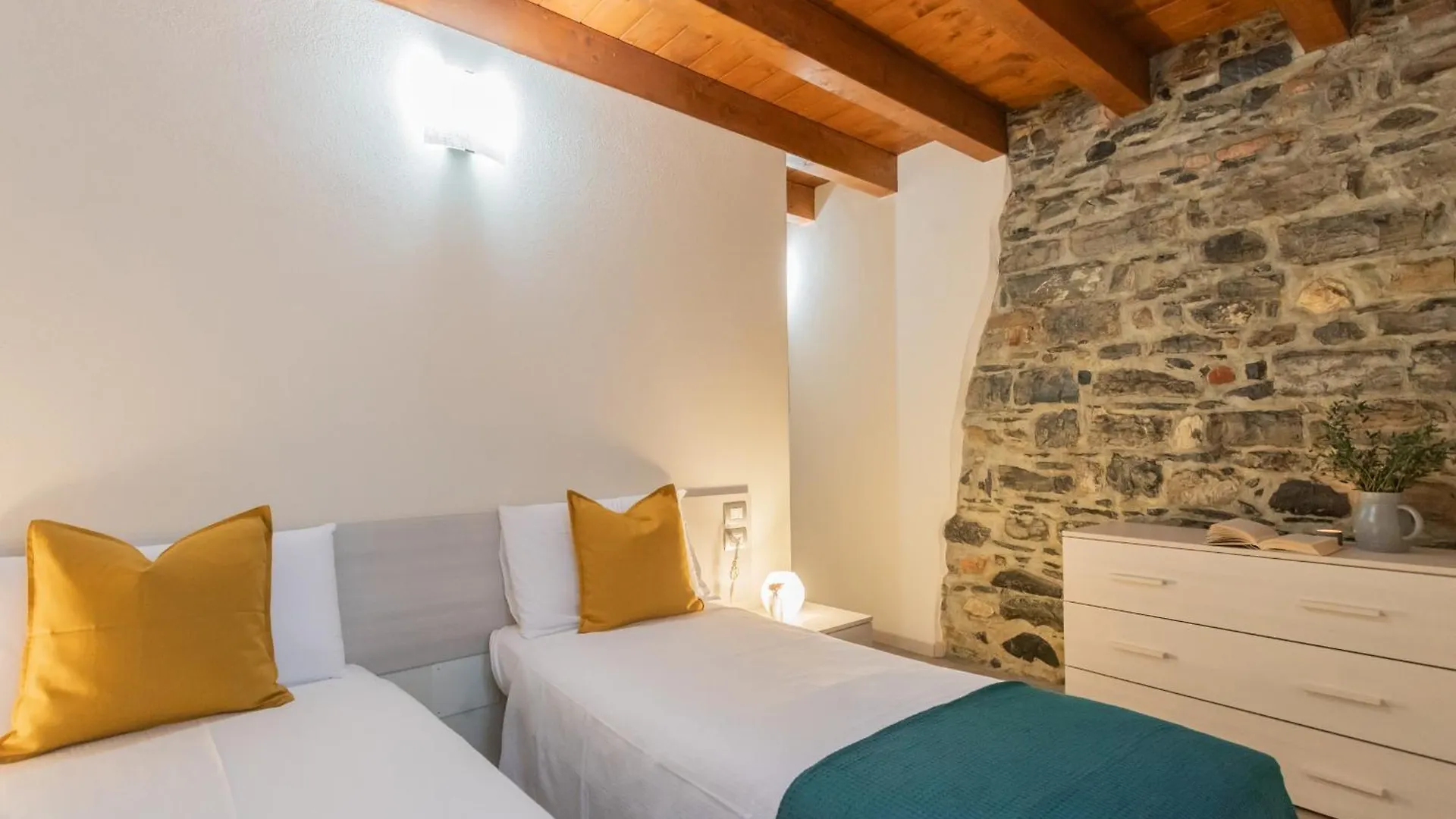 Domus In Como By Rent All Como
