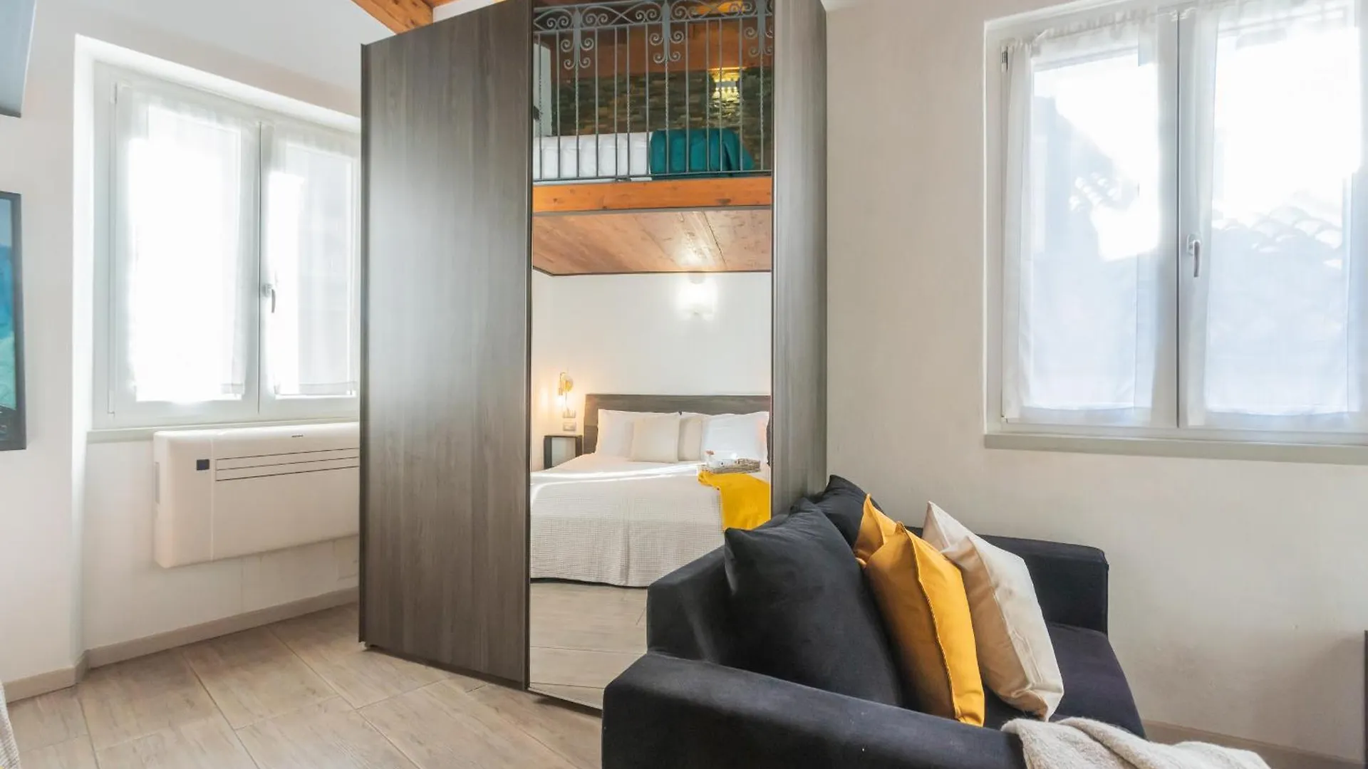 Apartment Domus In Como By Rent All Como Italien