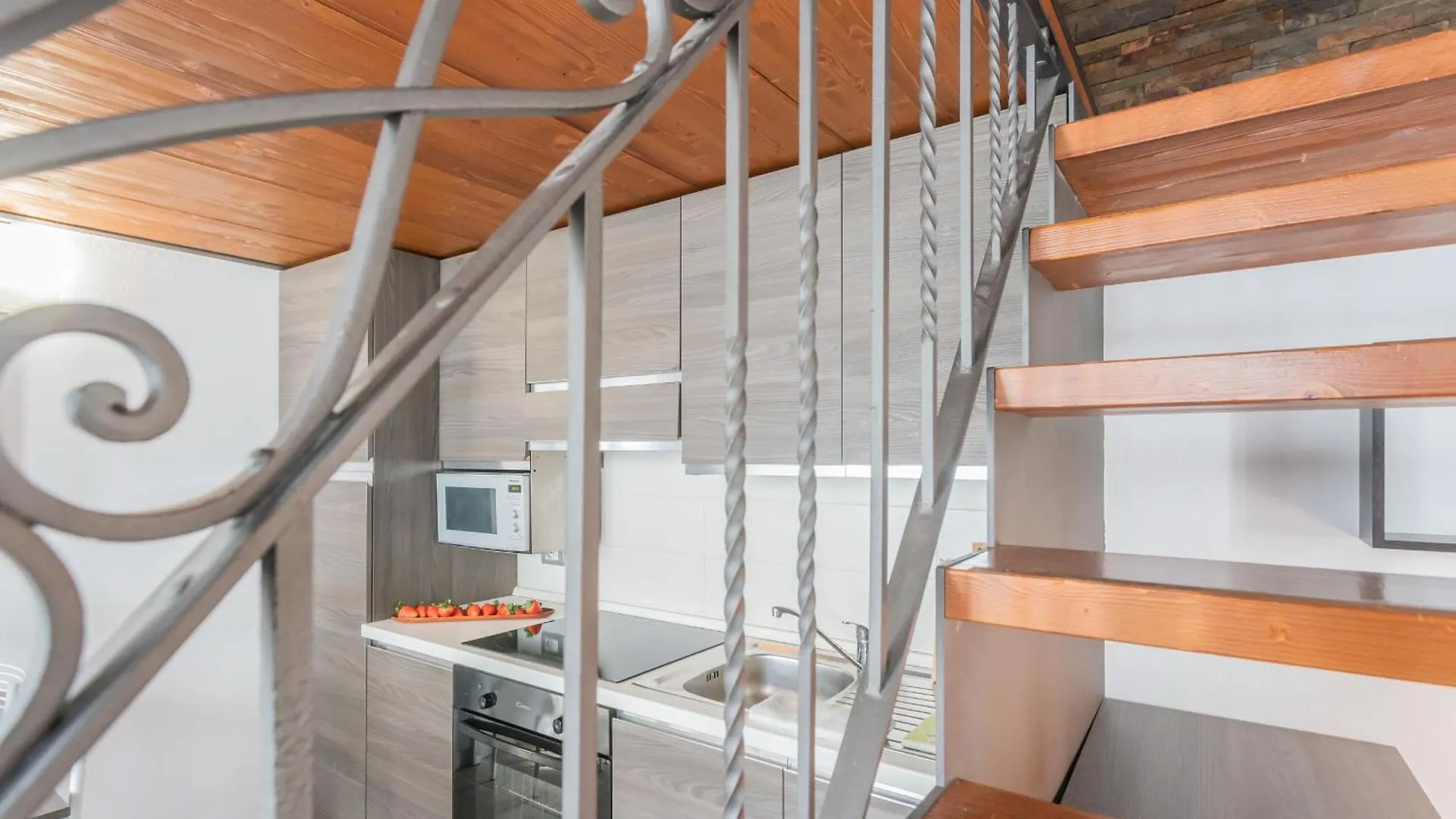 Domus In Como By Rent All Como