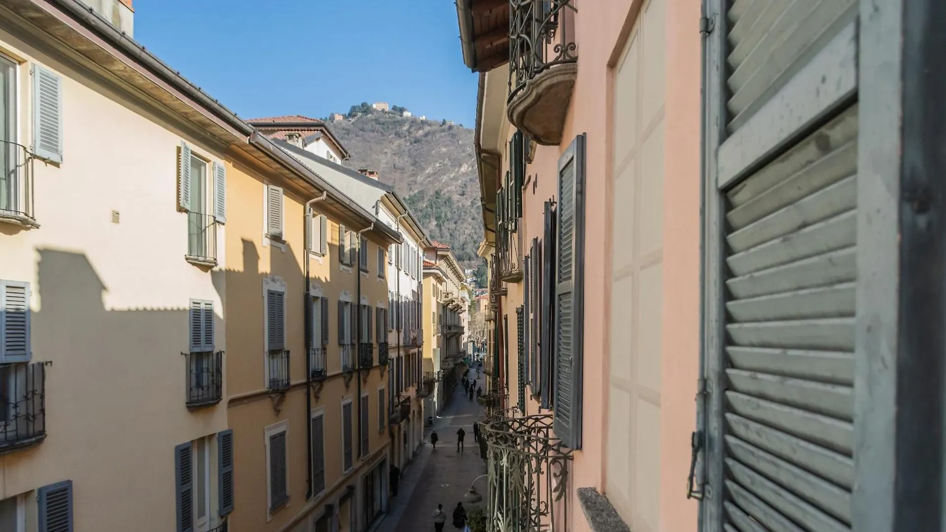 Domus In Como By Rent All Como Apartmán