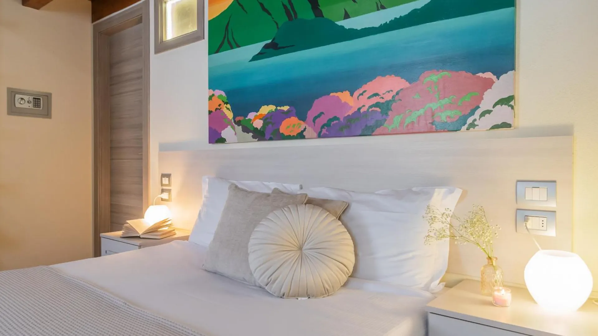 Domus In Como By Rent All كومو 0*,  إيطاليا