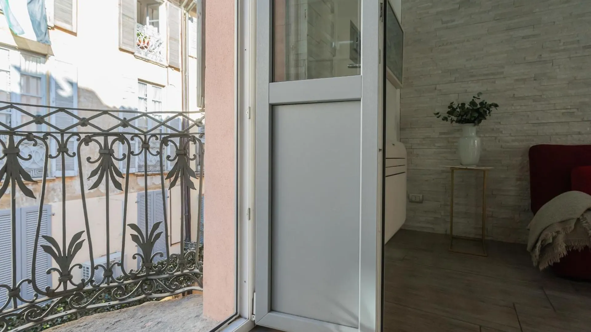 شقة Domus In Como By Rent All كومو إيطاليا